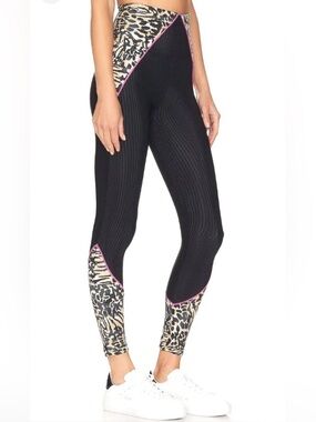 Beach Riot Maxine Leggings with Leopard Panels and Pink Piping size S
